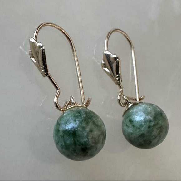 Jewelry - Vintage 14k Solid Gold Nephrite Drop Dangle Earrings